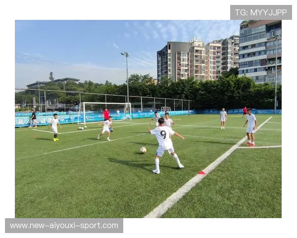 球员媒体训练营：如何避免口误引发争议？